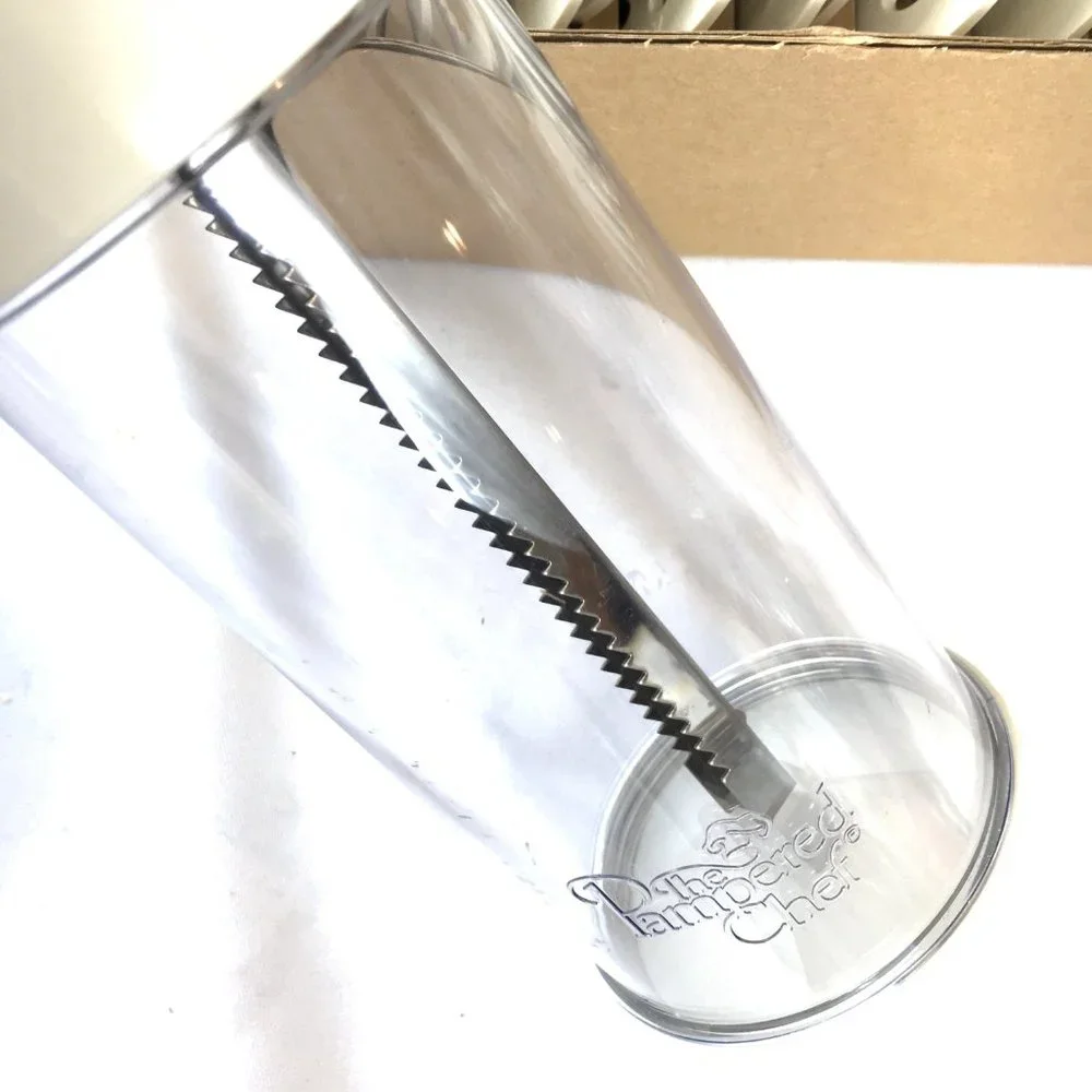 Retired Pampered Chef 16 Pc Cookie Press #1525 EUC